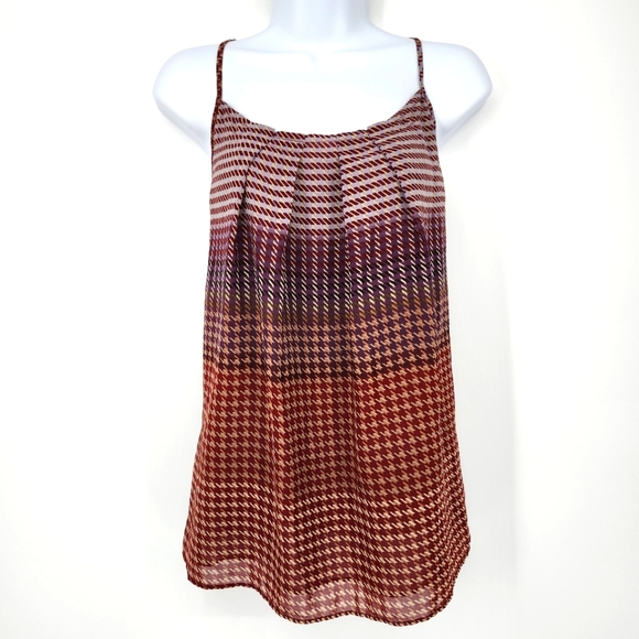 CAbi Tops - CAbi Womens Camisole Top Size M Maroon Oxblood Houndstooth Chiffon‎ Flowy